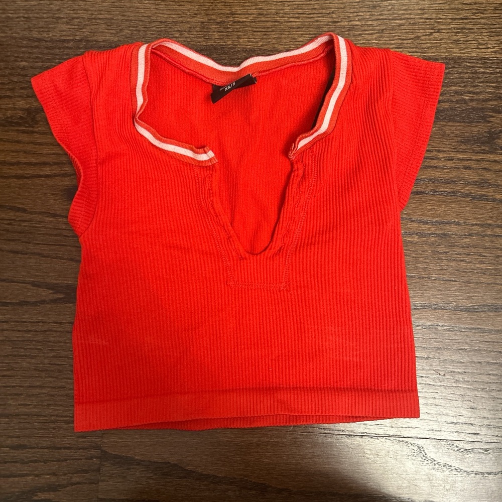 Cropped Urban Outfitters Red Ribbed Top size XS/S BDG going out top
